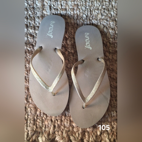 Reef Stargazer Gold Glitter Flip Flops Size 8-9 Rubber Sole Sandals Cruise - Picture 1 of 6